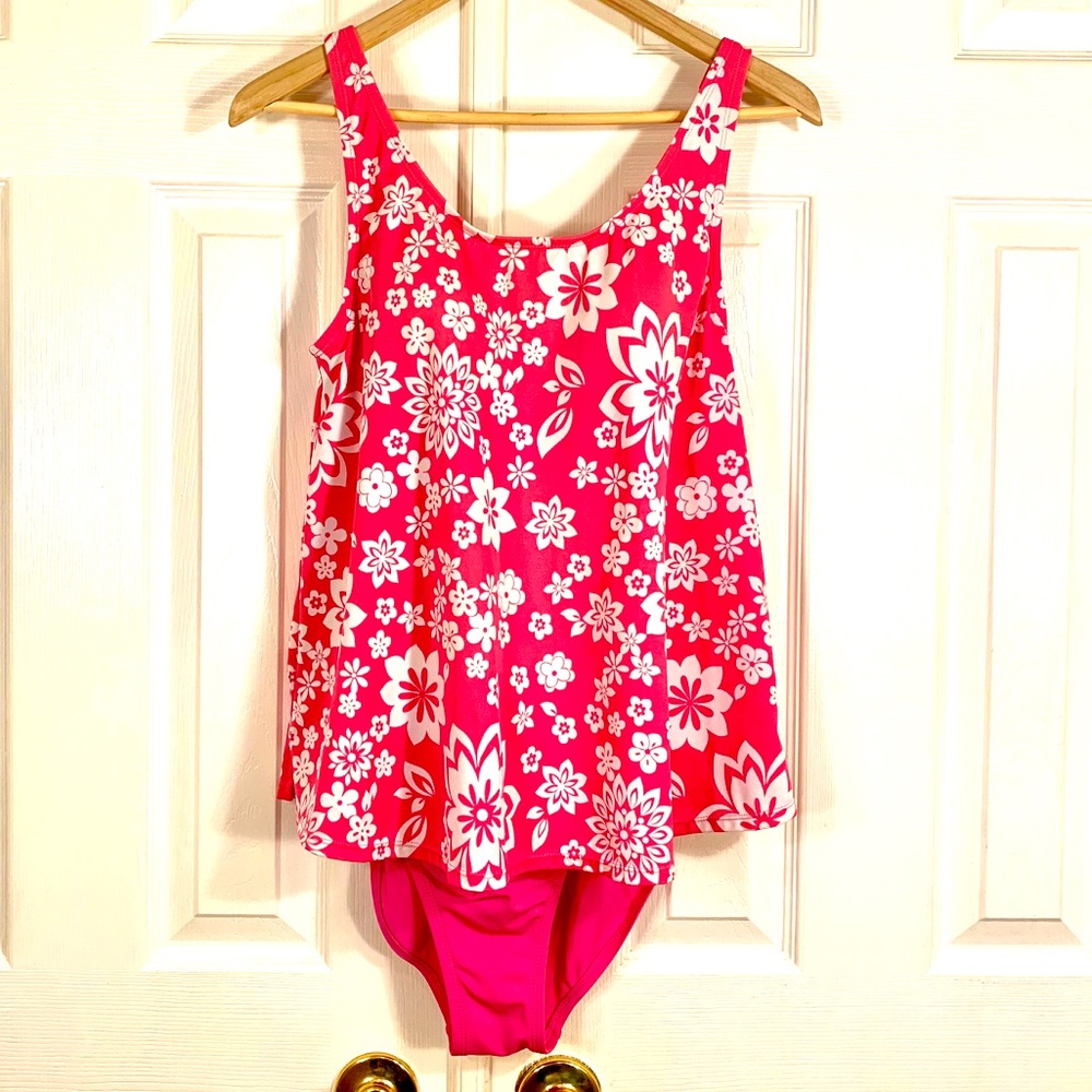 PINK & WHITE MOTHERHOOD MATERNITY BATHING SUIT M